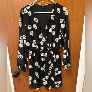 Express Women’s Black Floral Print Dress - size S